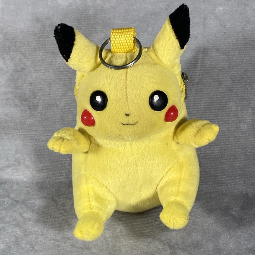 Pikachu Plush Coin Purse Keychain 1998-Hasbro Nintendo Pokemon Stuffed Toy